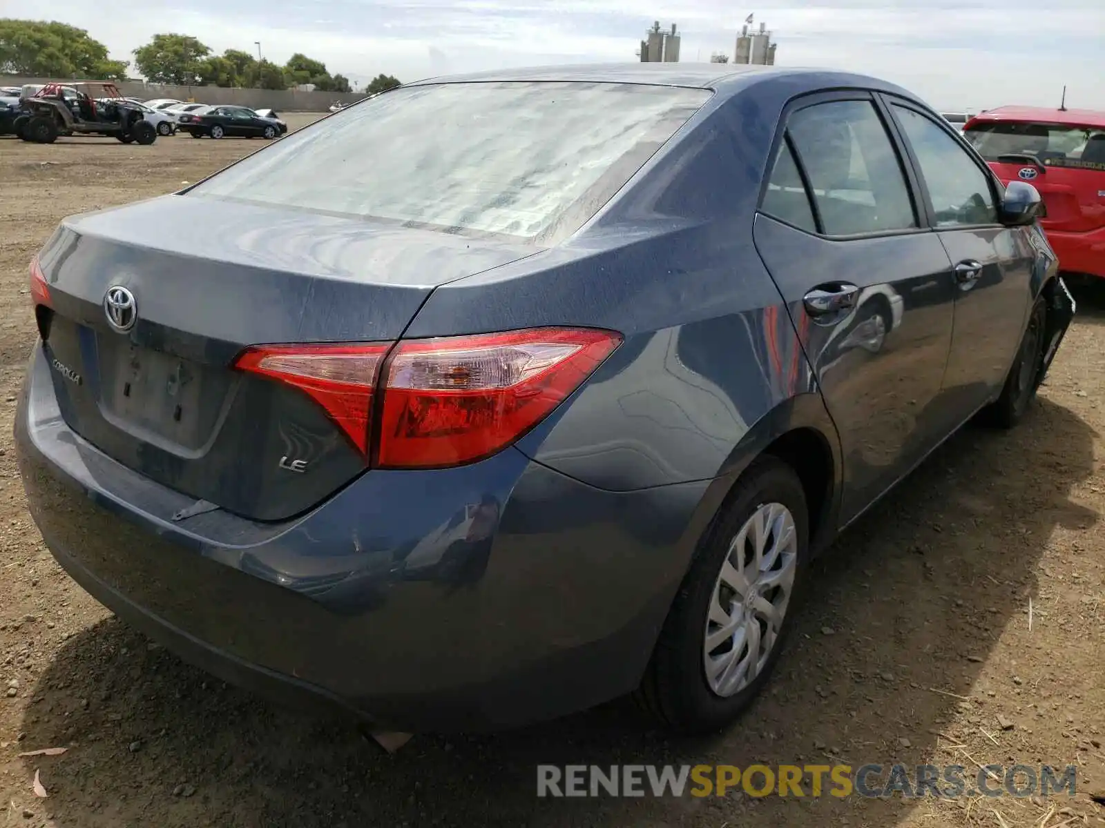 4 Photograph of a damaged car 2T1BURHE8KC233893 TOYOTA COROLLA 2019