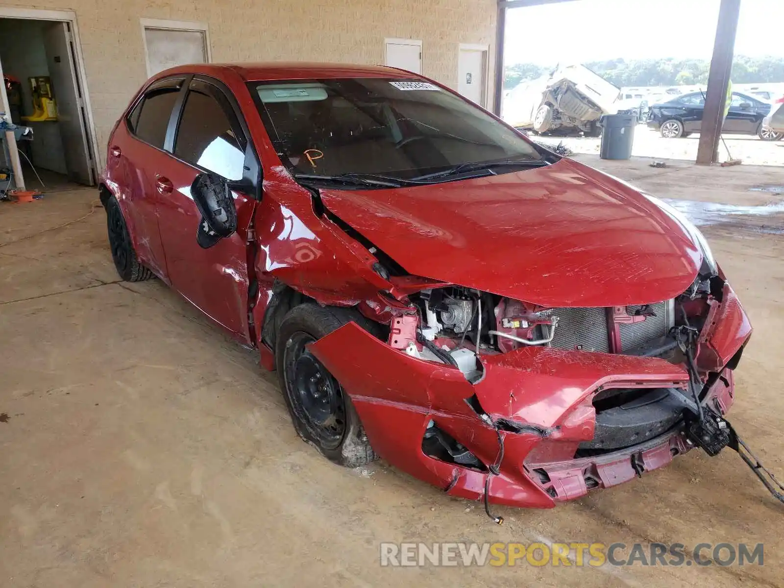 1 Photograph of a damaged car 2T1BURHE8KC233943 TOYOTA COROLLA 2019