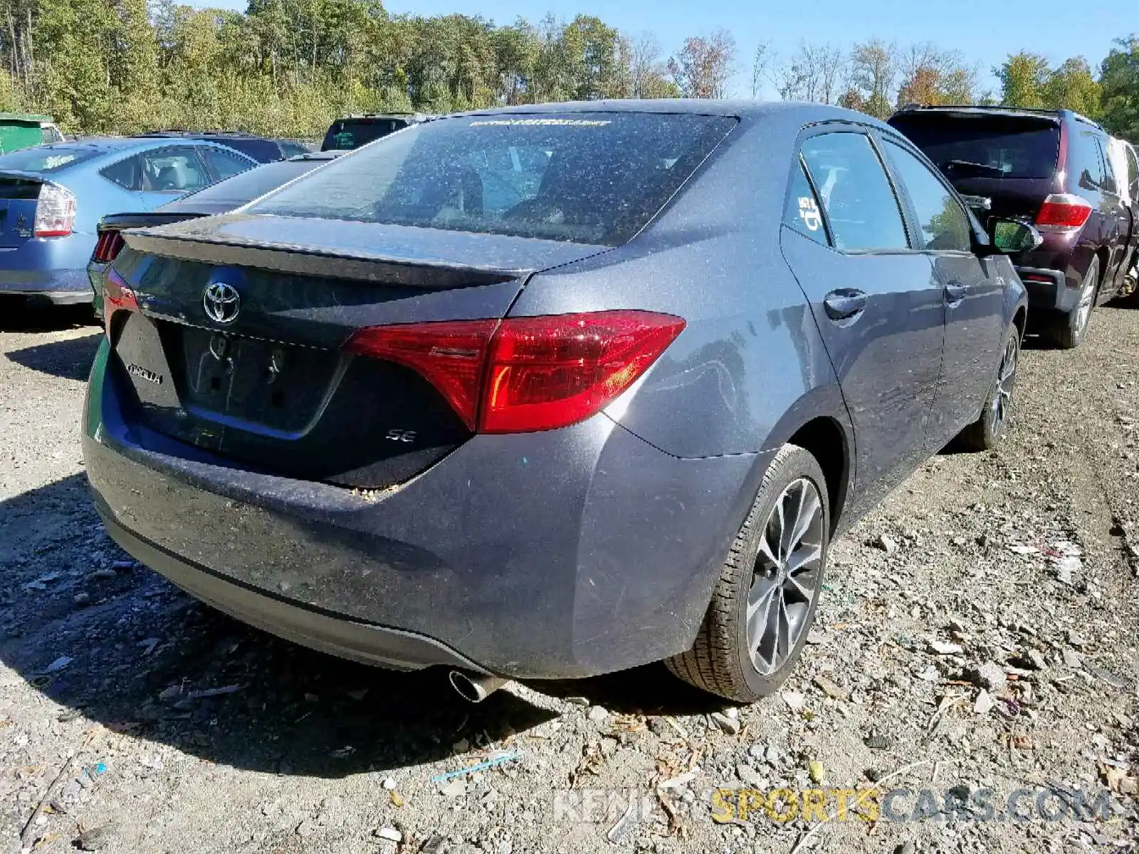 4 Photograph of a damaged car 2T1BURHE8KC234560 TOYOTA COROLLA 2019