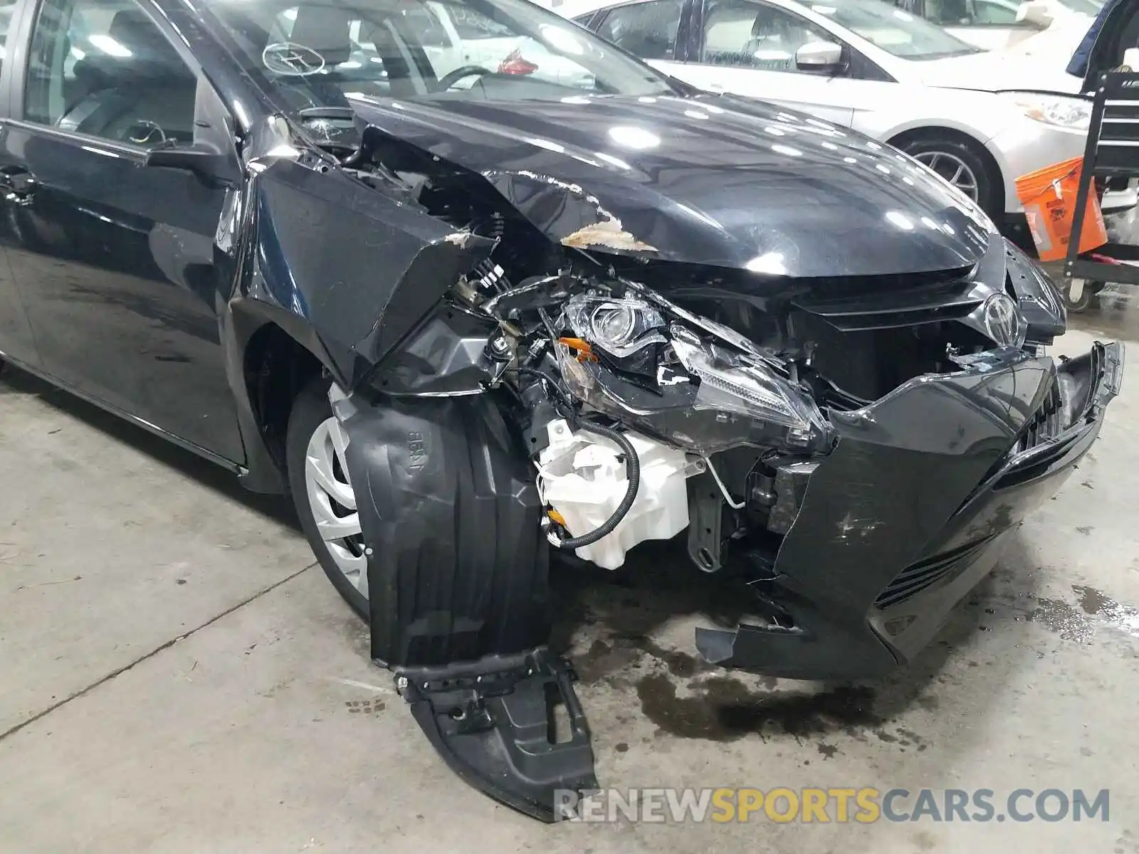 9 Photograph of a damaged car 2T1BURHE8KC234574 TOYOTA COROLLA 2019