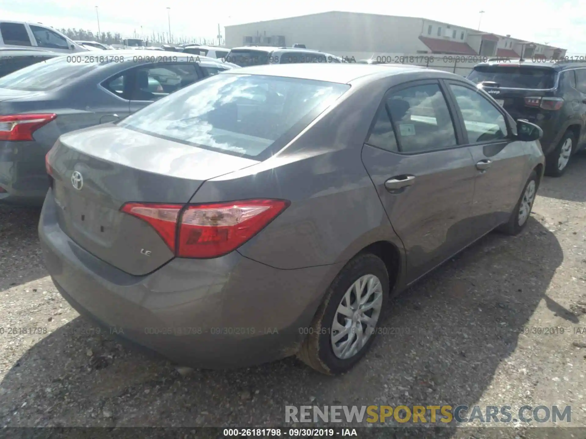 4 Photograph of a damaged car 2T1BURHE8KC235305 TOYOTA COROLLA 2019