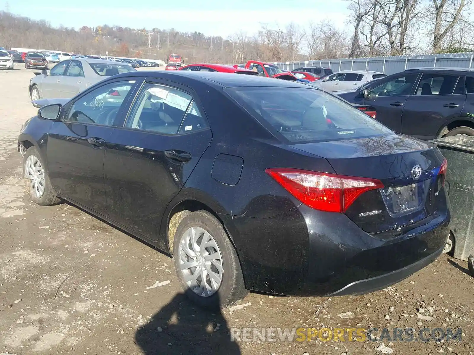 3 Photograph of a damaged car 2T1BURHE8KC236826 TOYOTA COROLLA 2019