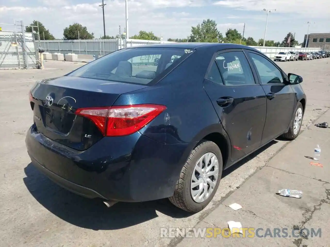 4 Photograph of a damaged car 2T1BURHE8KC237605 TOYOTA COROLLA 2019