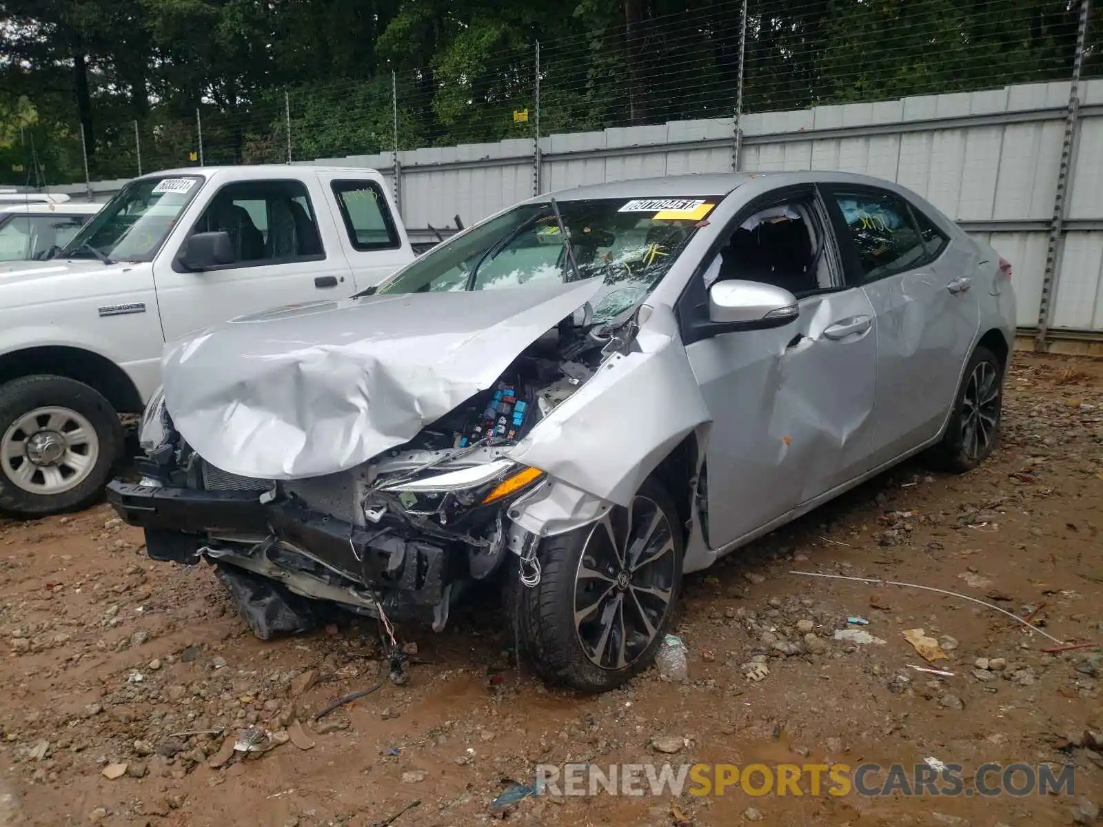 2 Photograph of a damaged car 2T1BURHE8KC237720 TOYOTA COROLLA 2019