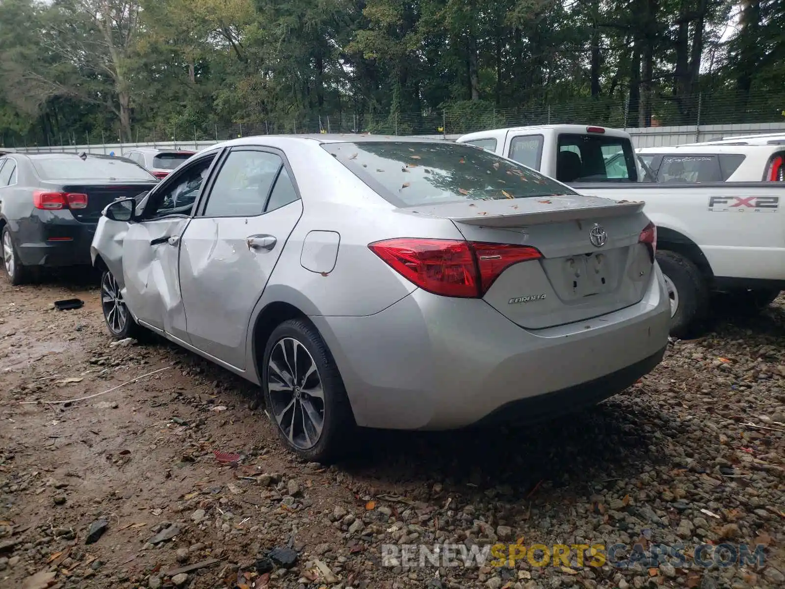 3 Photograph of a damaged car 2T1BURHE8KC237720 TOYOTA COROLLA 2019