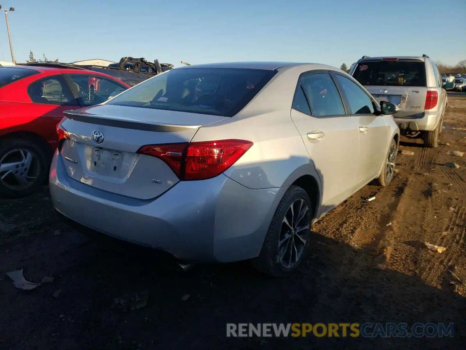 4 Photograph of a damaged car 2T1BURHE8KC238379 TOYOTA COROLLA 2019