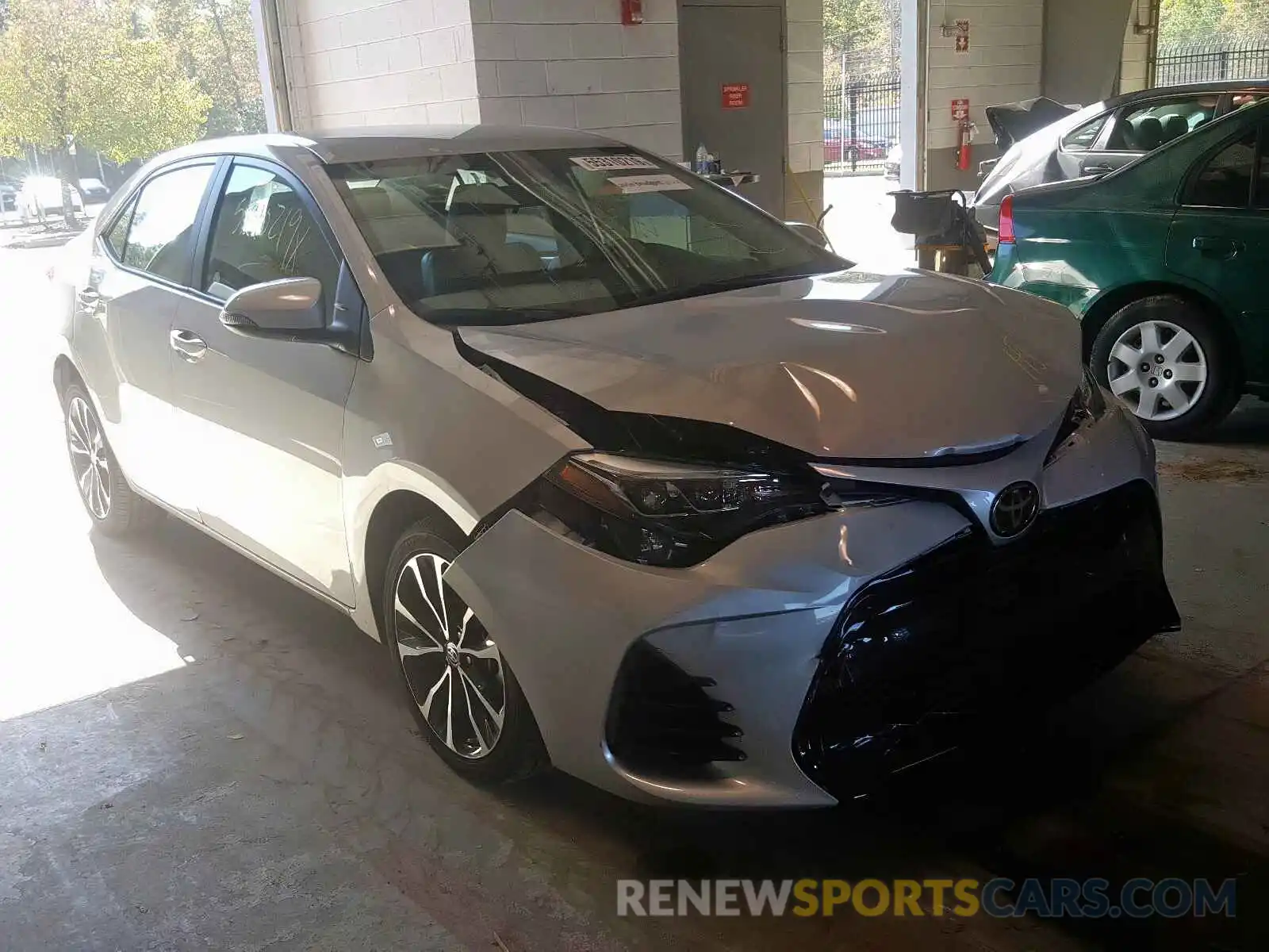 1 Photograph of a damaged car 2T1BURHE8KC238480 TOYOTA COROLLA 2019