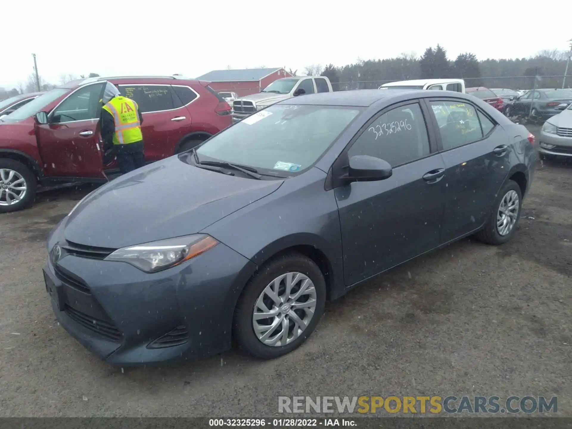 2 Photograph of a damaged car 2T1BURHE8KC238589 TOYOTA COROLLA 2019