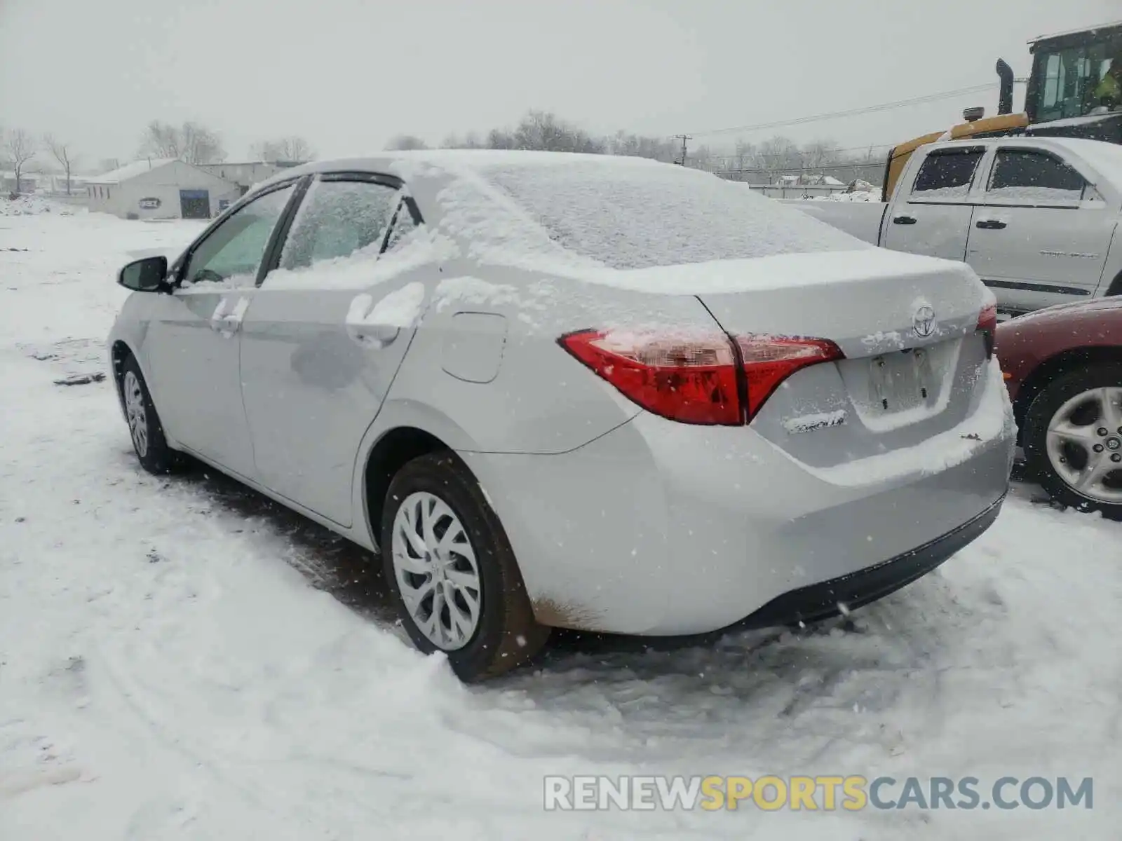 3 Photograph of a damaged car 2T1BURHE8KC238639 TOYOTA COROLLA 2019