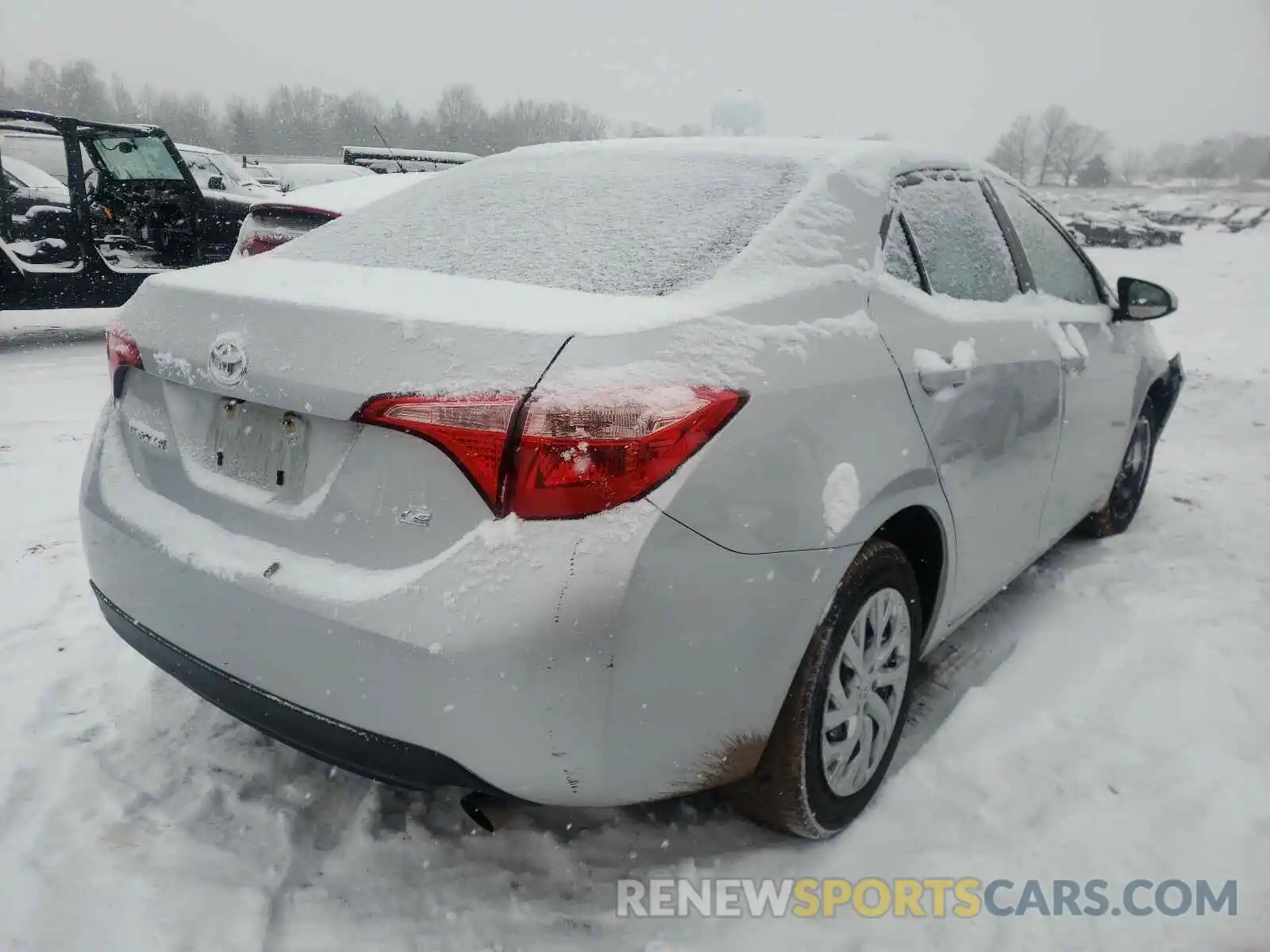 4 Photograph of a damaged car 2T1BURHE8KC238639 TOYOTA COROLLA 2019