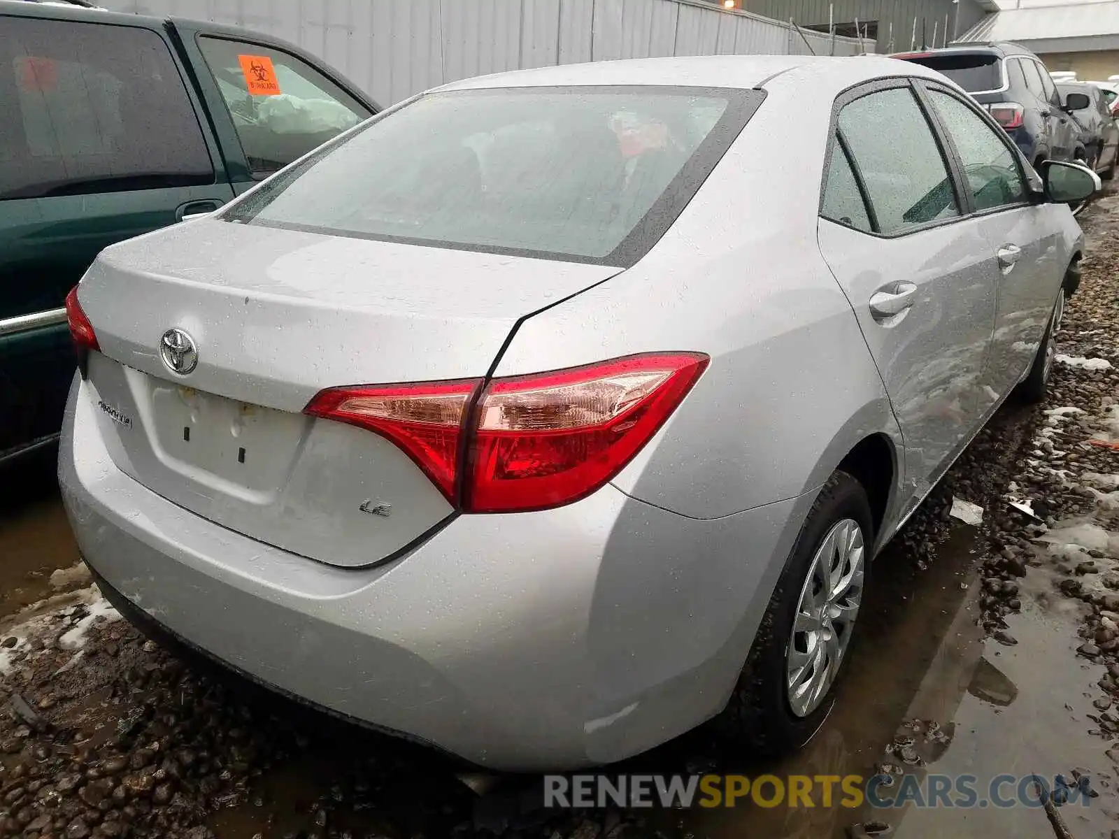 4 Photograph of a damaged car 2T1BURHE8KC238933 TOYOTA COROLLA 2019