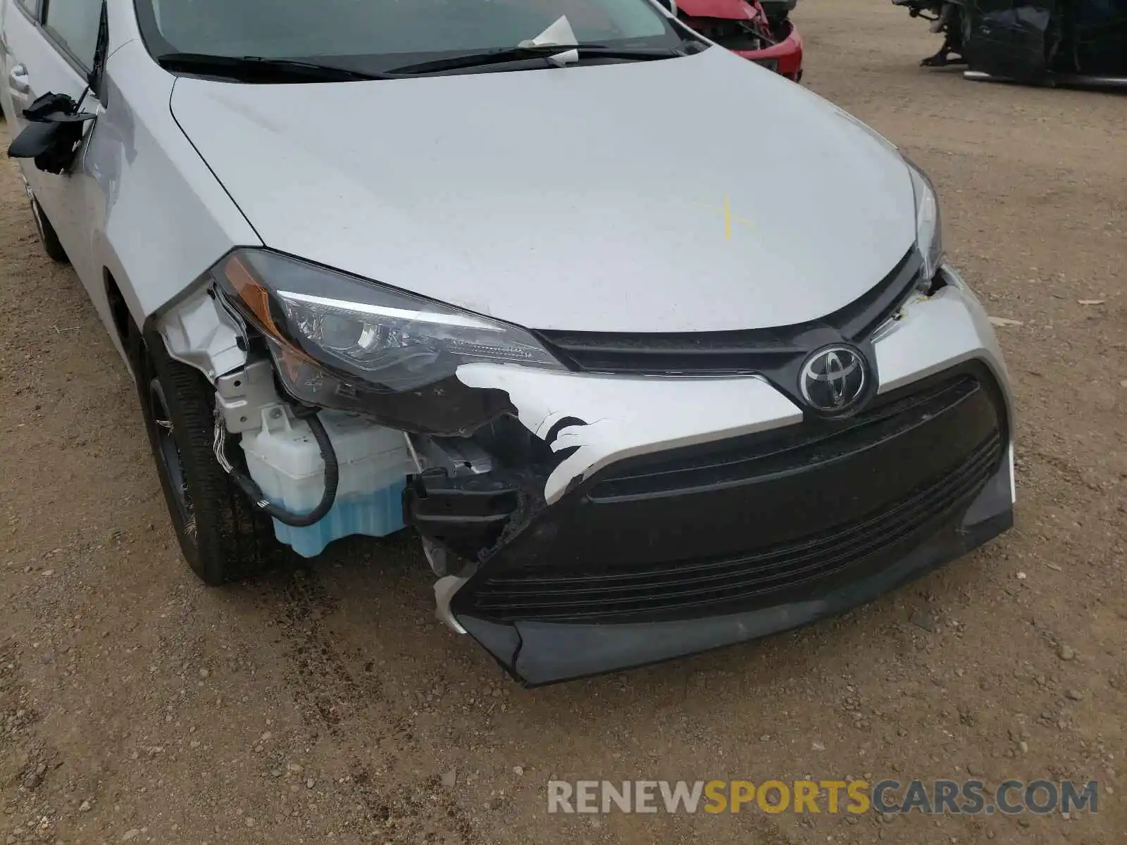 9 Photograph of a damaged car 2T1BURHE8KC239371 TOYOTA COROLLA 2019