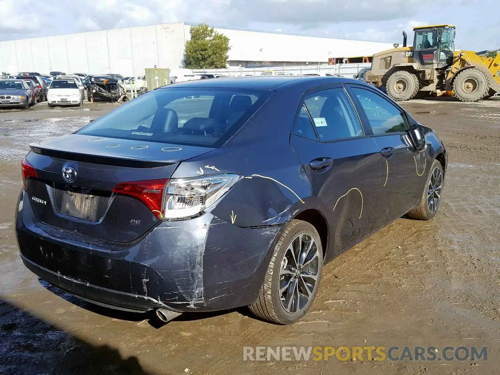 4 Photograph of a damaged car 2T1BURHE8KC239564 TOYOTA COROLLA 2019