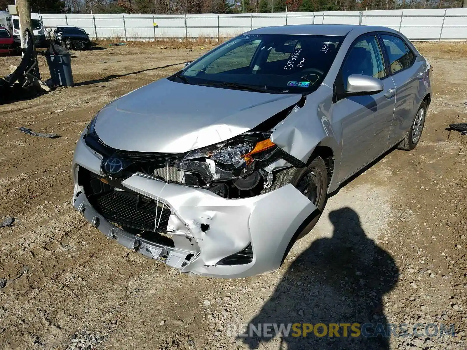 2 Photograph of a damaged car 2T1BURHE8KC240004 TOYOTA COROLLA 2019