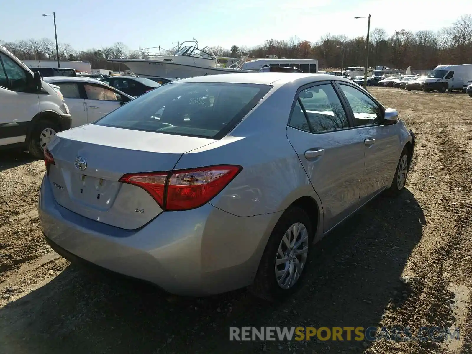 4 Photograph of a damaged car 2T1BURHE8KC240004 TOYOTA COROLLA 2019