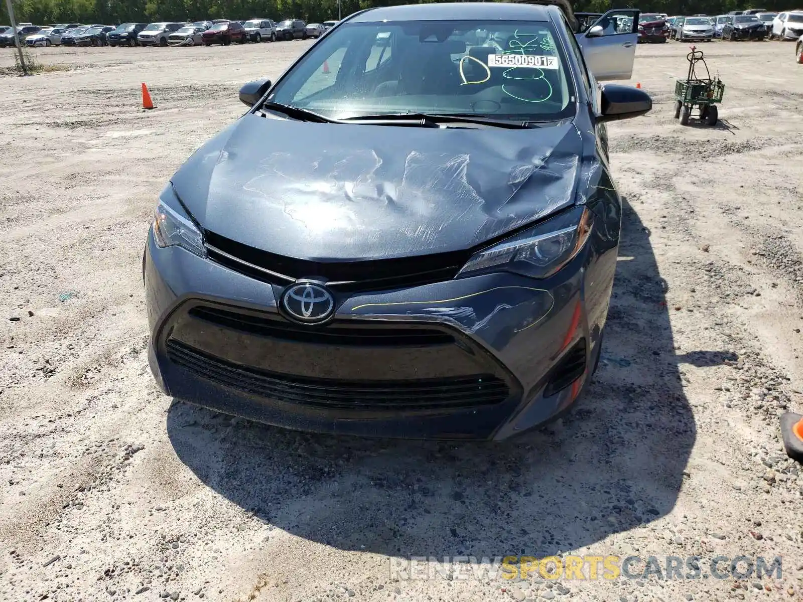 9 Photograph of a damaged car 2T1BURHE8KC240455 TOYOTA COROLLA 2019