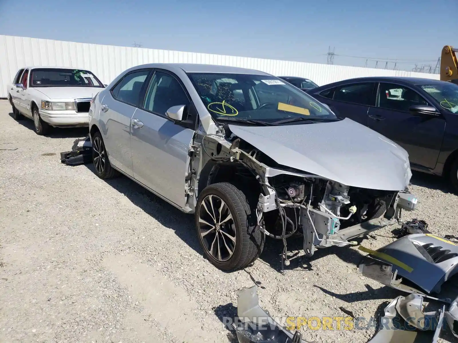 1 Photograph of a damaged car 2T1BURHE8KC240472 TOYOTA COROLLA 2019