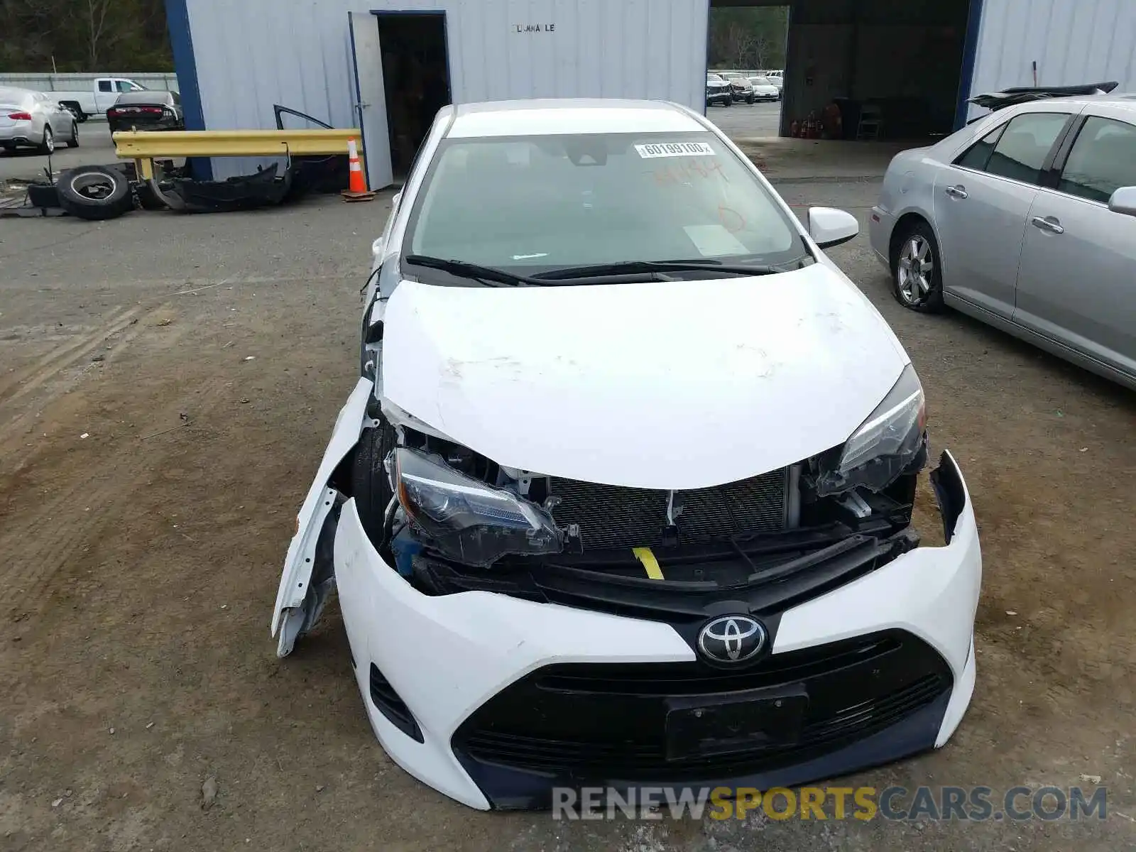 9 Photograph of a damaged car 2T1BURHE8KC241184 TOYOTA COROLLA 2019