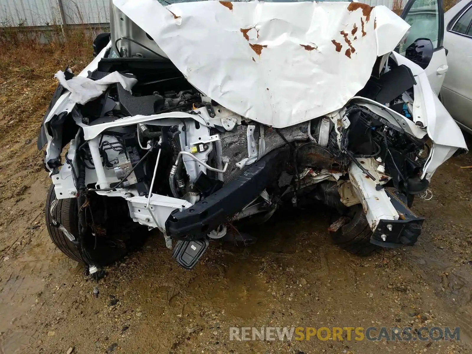 9 Photograph of a damaged car 2T1BURHE8KC241573 TOYOTA COROLLA 2019