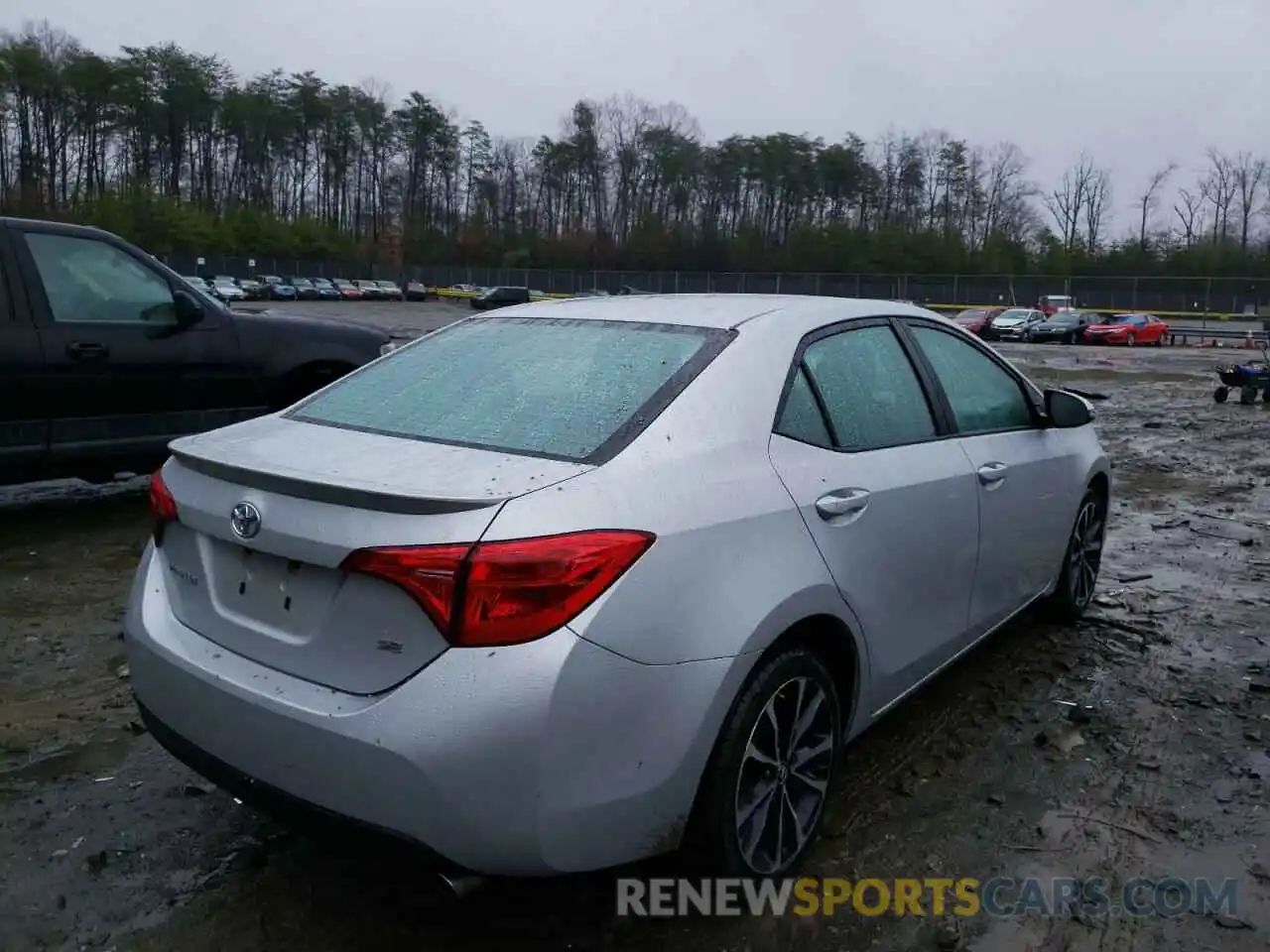 4 Photograph of a damaged car 2T1BURHE8KC241718 TOYOTA COROLLA 2019