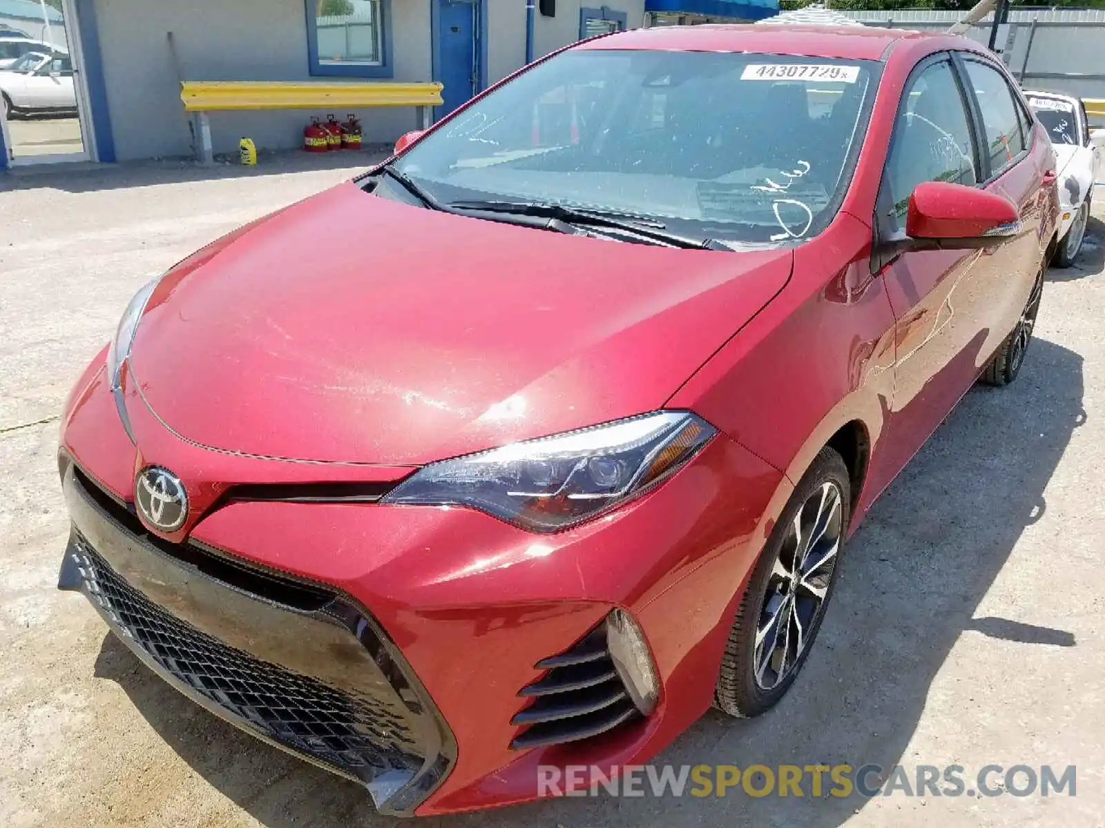 2 Photograph of a damaged car 2T1BURHE8KC241914 TOYOTA COROLLA 2019