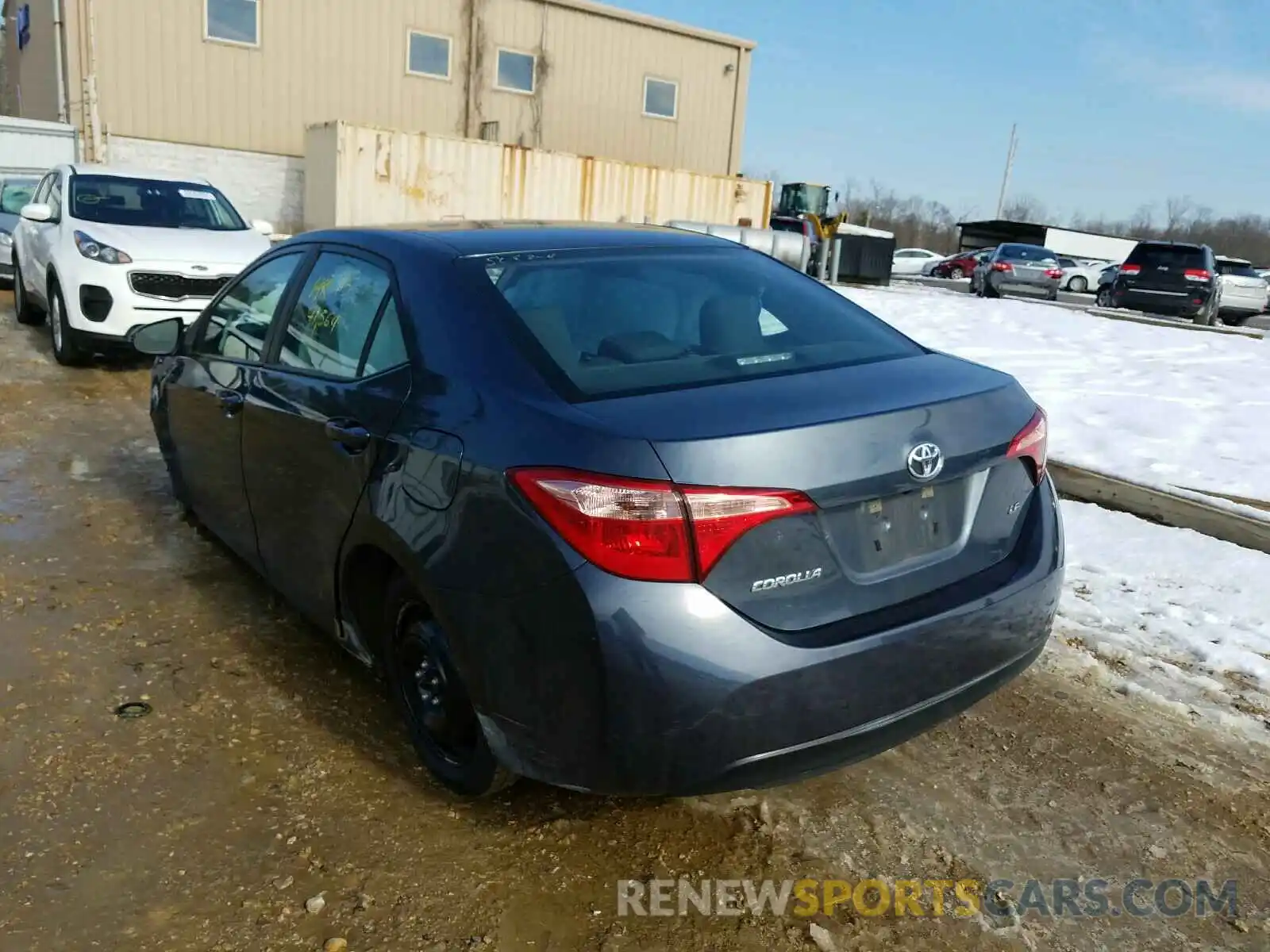 3 Photograph of a damaged car 2T1BURHE8KC242285 TOYOTA COROLLA 2019