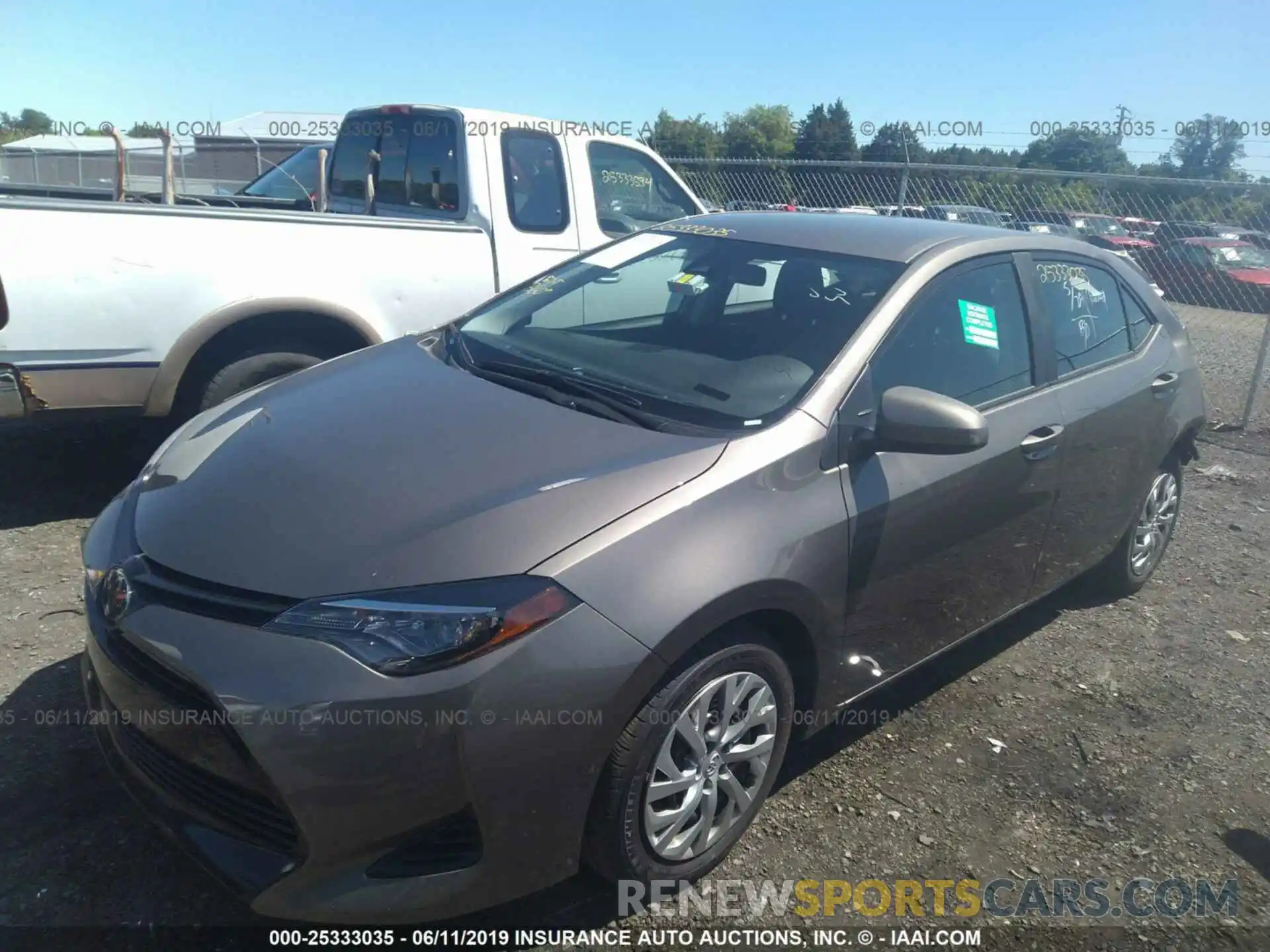 2 Photograph of a damaged car 2T1BURHE8KC242335 TOYOTA COROLLA 2019