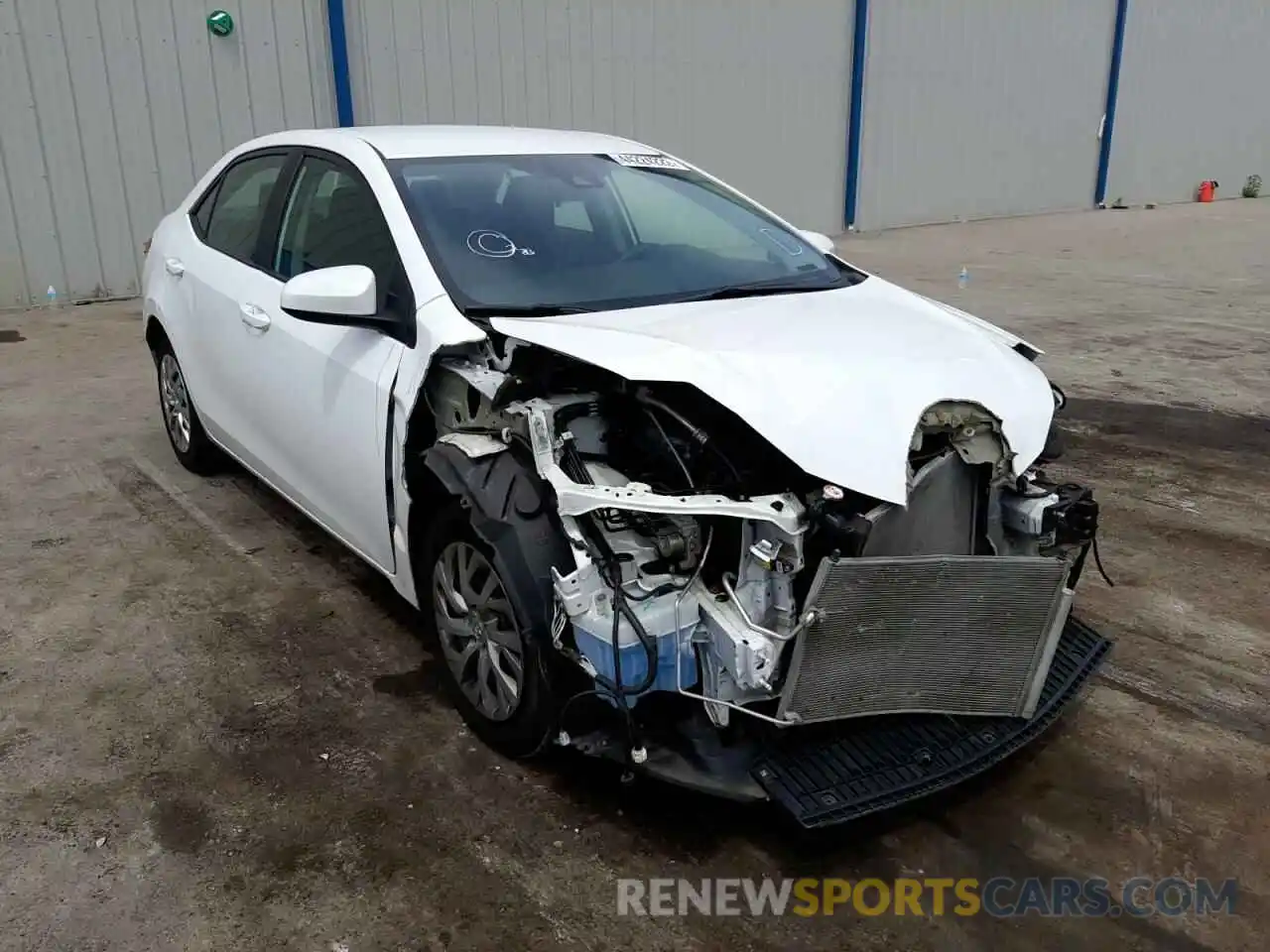 1 Photograph of a damaged car 2T1BURHE8KC242383 TOYOTA COROLLA 2019