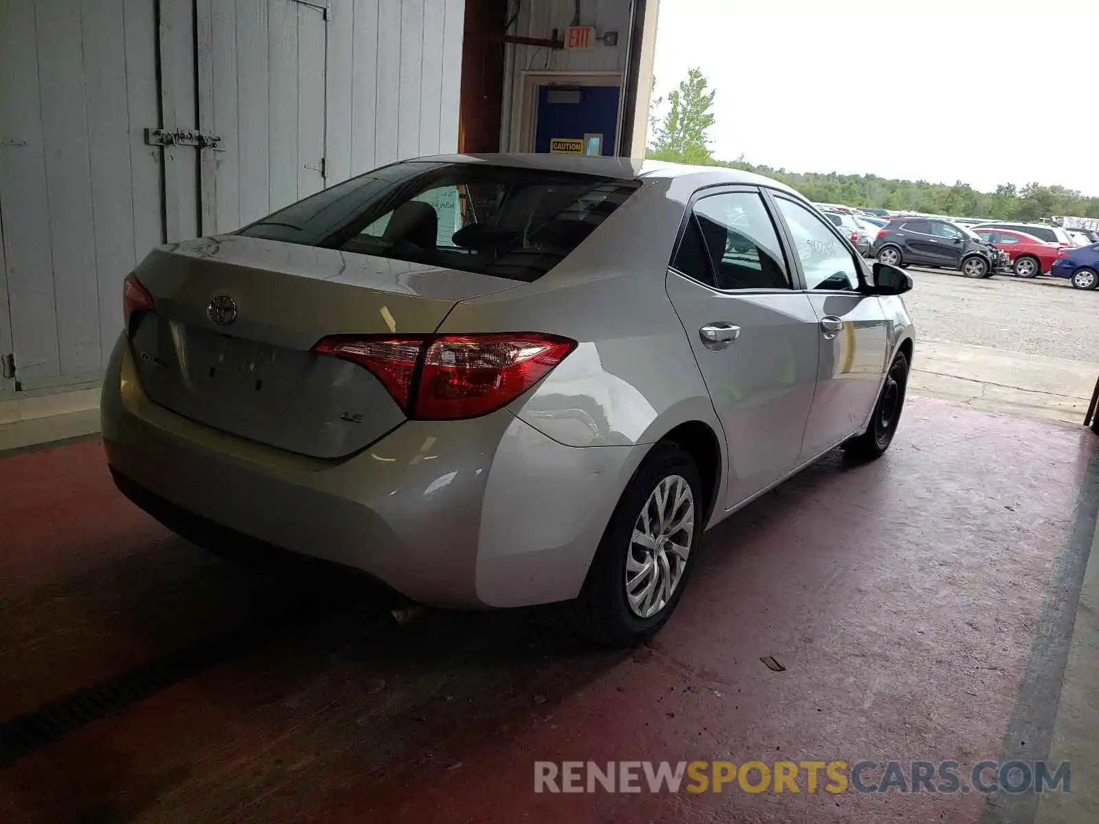 4 Photograph of a damaged car 2T1BURHE8KC242416 TOYOTA COROLLA 2019