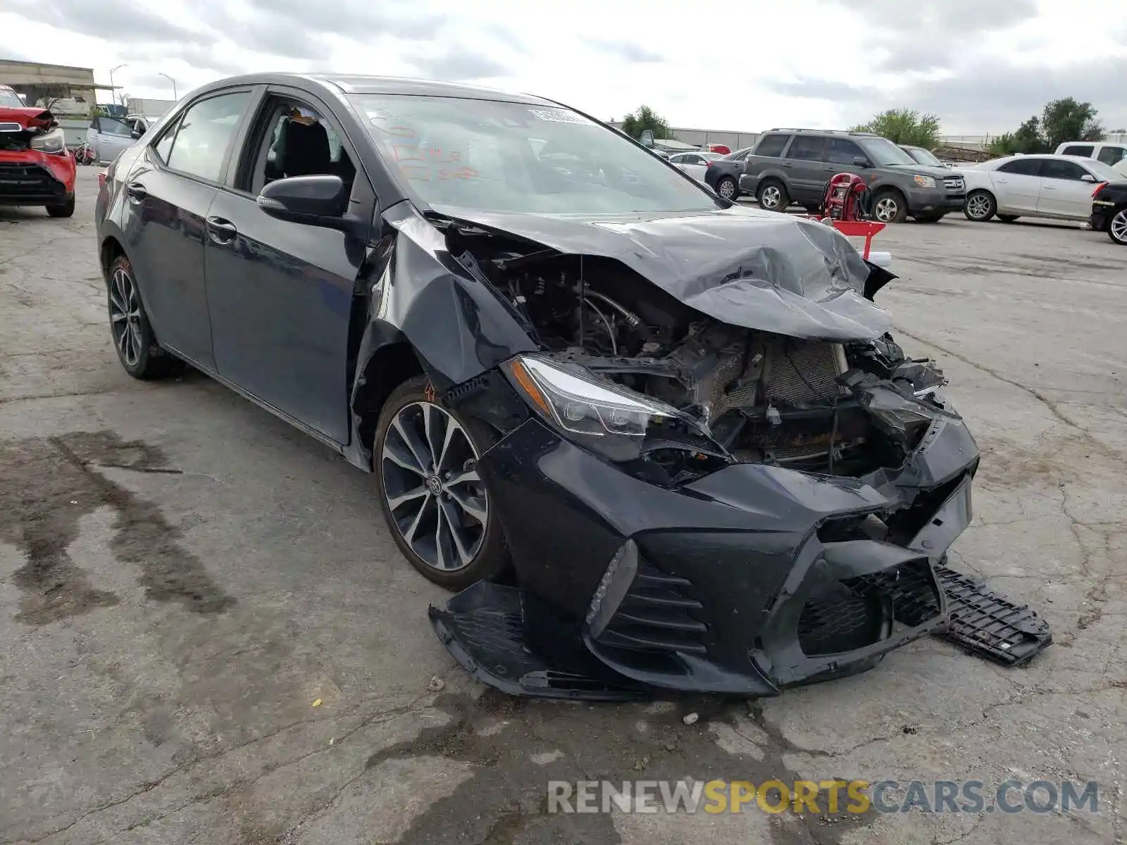 1 Photograph of a damaged car 2T1BURHE8KC242593 TOYOTA COROLLA 2019