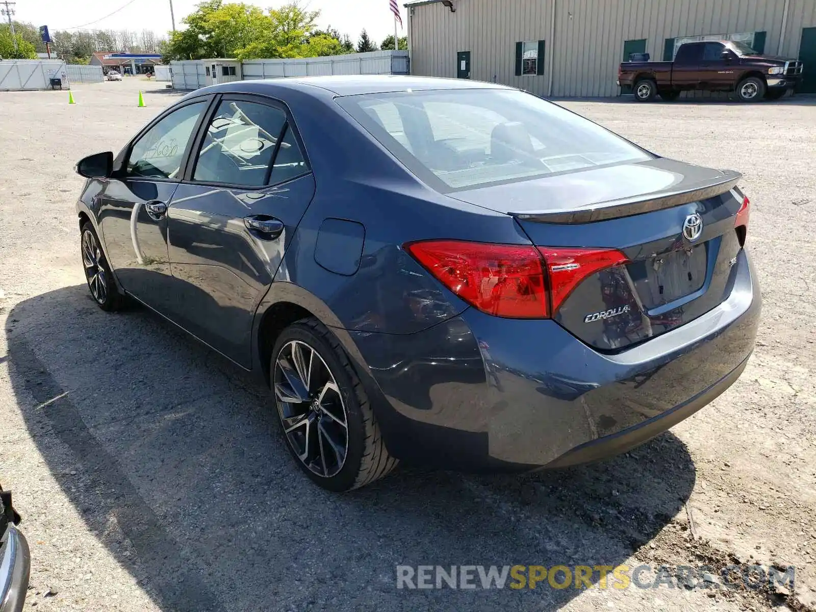 3 Photograph of a damaged car 2T1BURHE8KC242612 TOYOTA COROLLA 2019