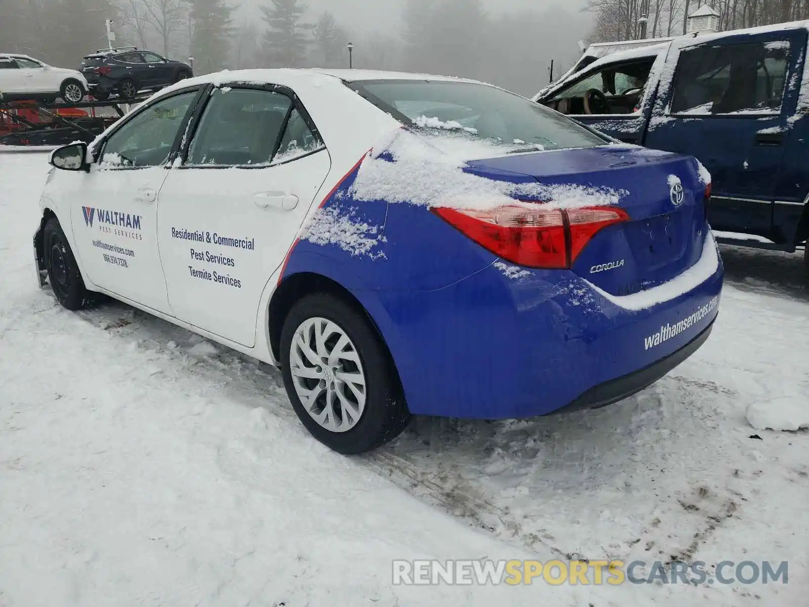 3 Photograph of a damaged car 2T1BURHE8KC242867 TOYOTA COROLLA 2019