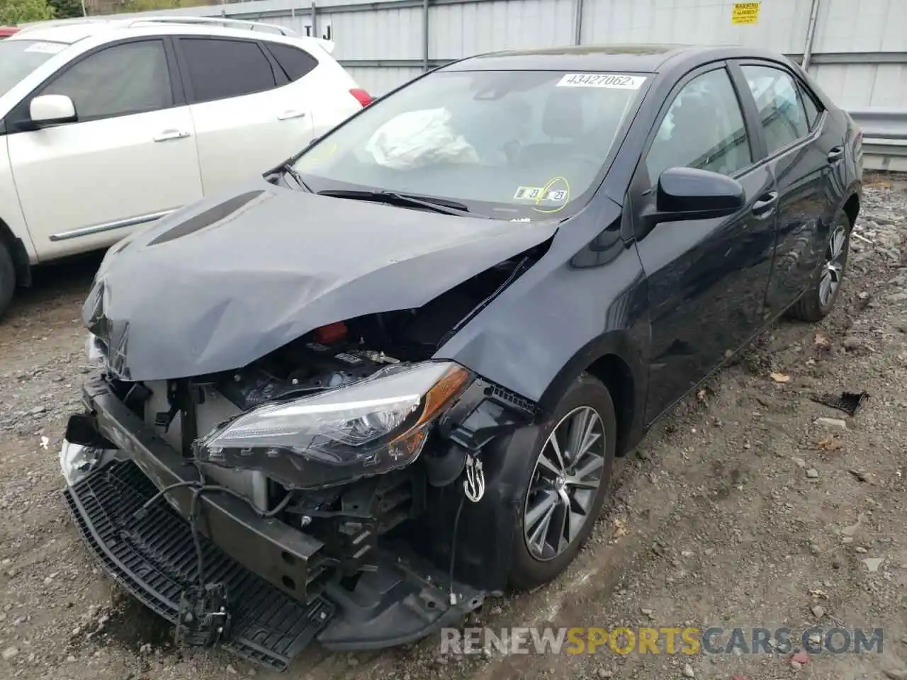 2 Photograph of a damaged car 2T1BURHE8KC242870 TOYOTA COROLLA 2019