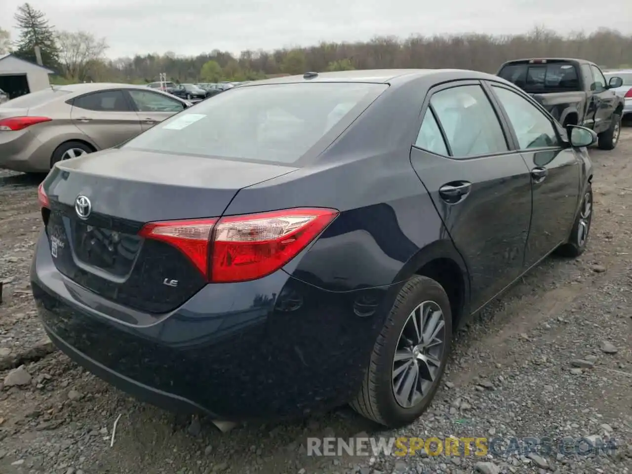 4 Photograph of a damaged car 2T1BURHE8KC242870 TOYOTA COROLLA 2019