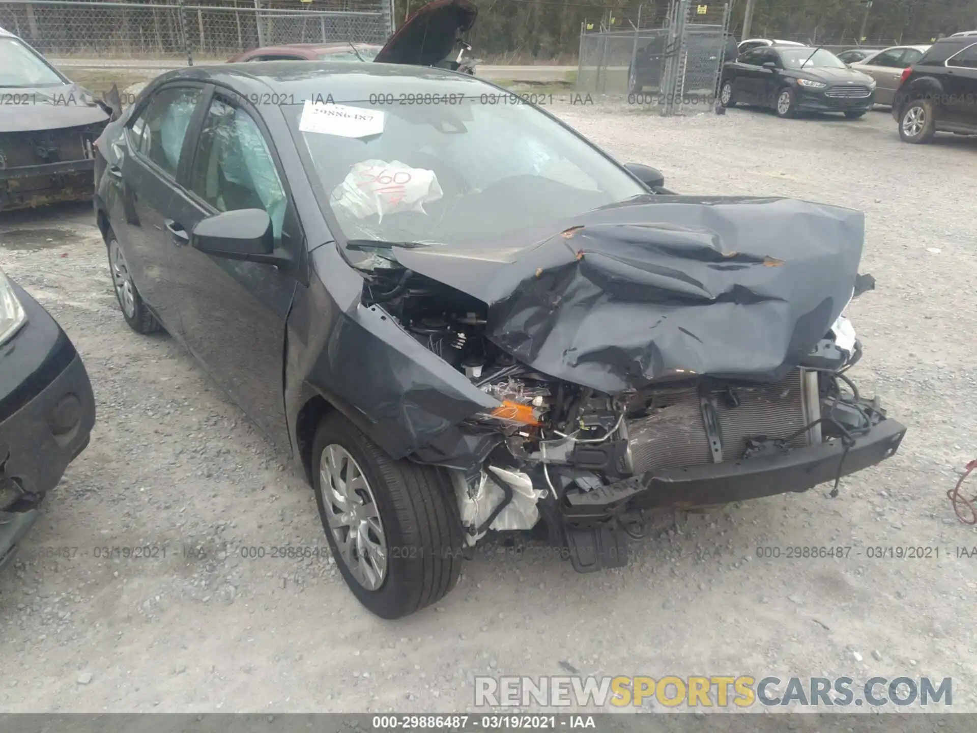 1 Photograph of a damaged car 2T1BURHE8KC243369 TOYOTA COROLLA 2019