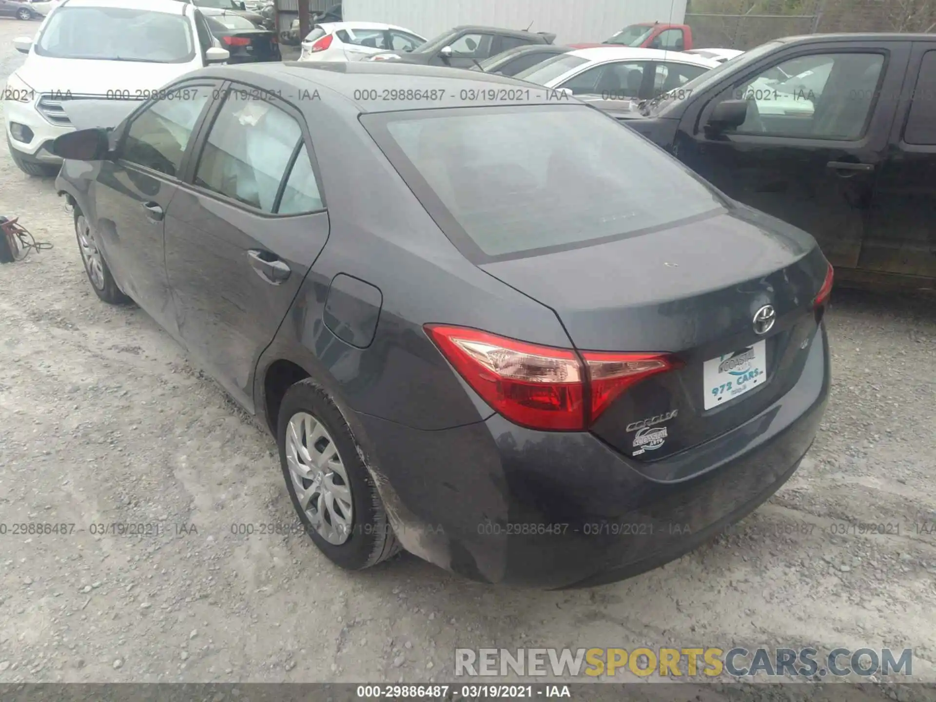 3 Photograph of a damaged car 2T1BURHE8KC243369 TOYOTA COROLLA 2019