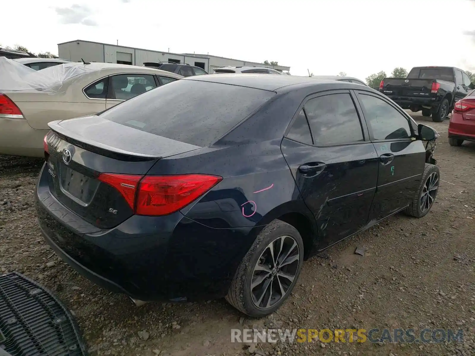 4 Photograph of a damaged car 2T1BURHE8KC244070 TOYOTA COROLLA 2019