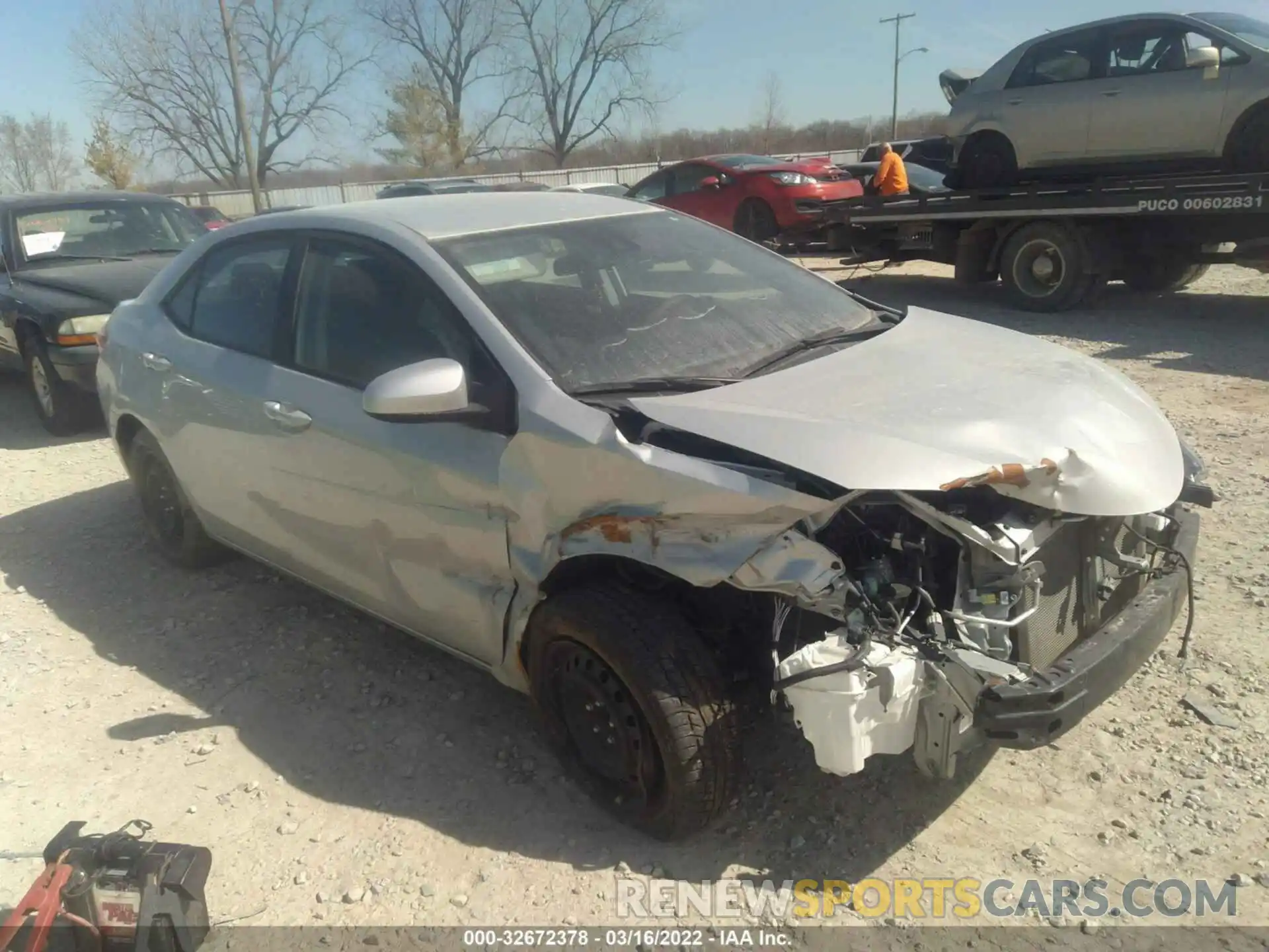 1 Photograph of a damaged car 2T1BURHE8KC244246 TOYOTA COROLLA 2019