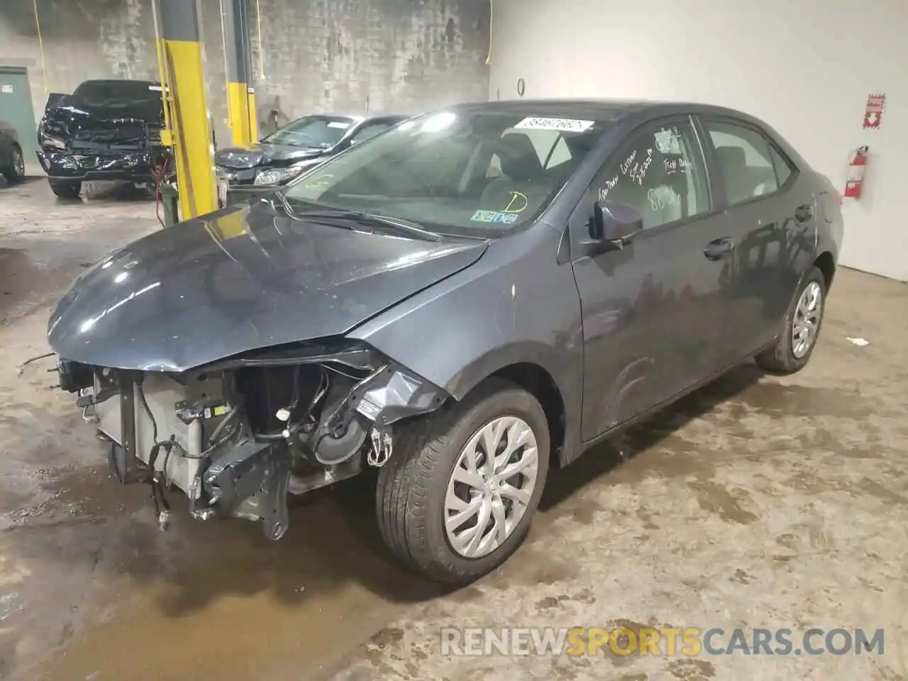 2 Photograph of a damaged car 2T1BURHE8KC244456 TOYOTA COROLLA 2019