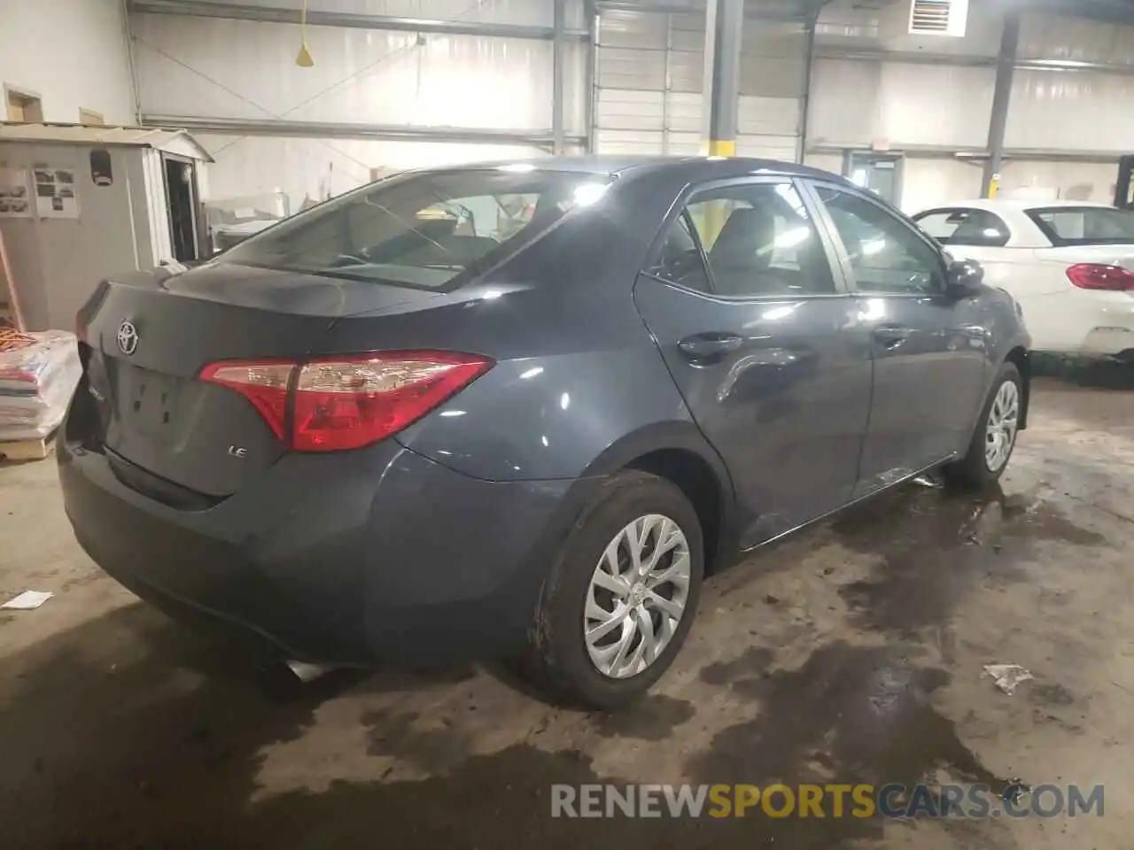 4 Photograph of a damaged car 2T1BURHE8KC244456 TOYOTA COROLLA 2019