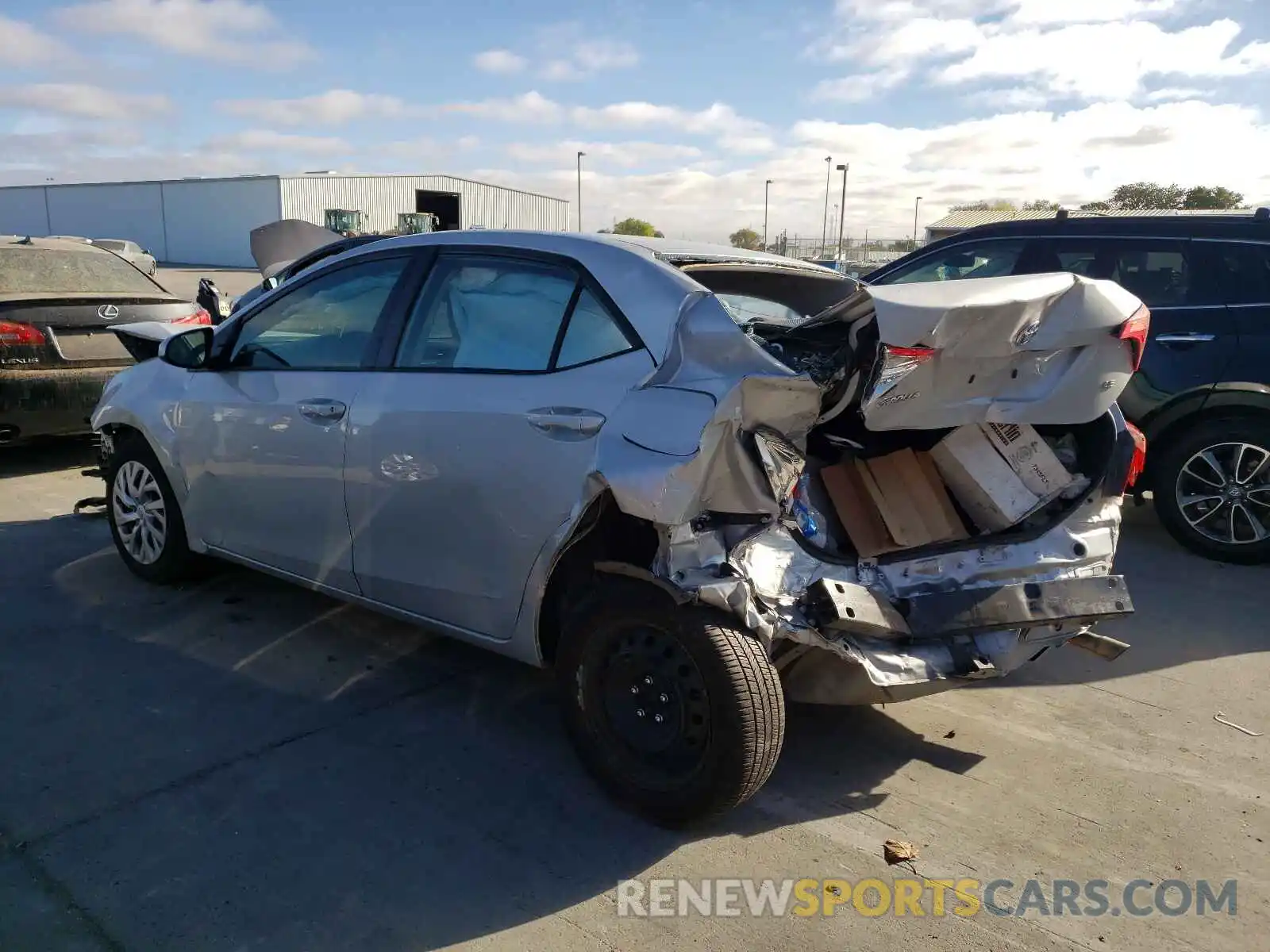 3 Photograph of a damaged car 2T1BURHE8KC245879 TOYOTA COROLLA 2019