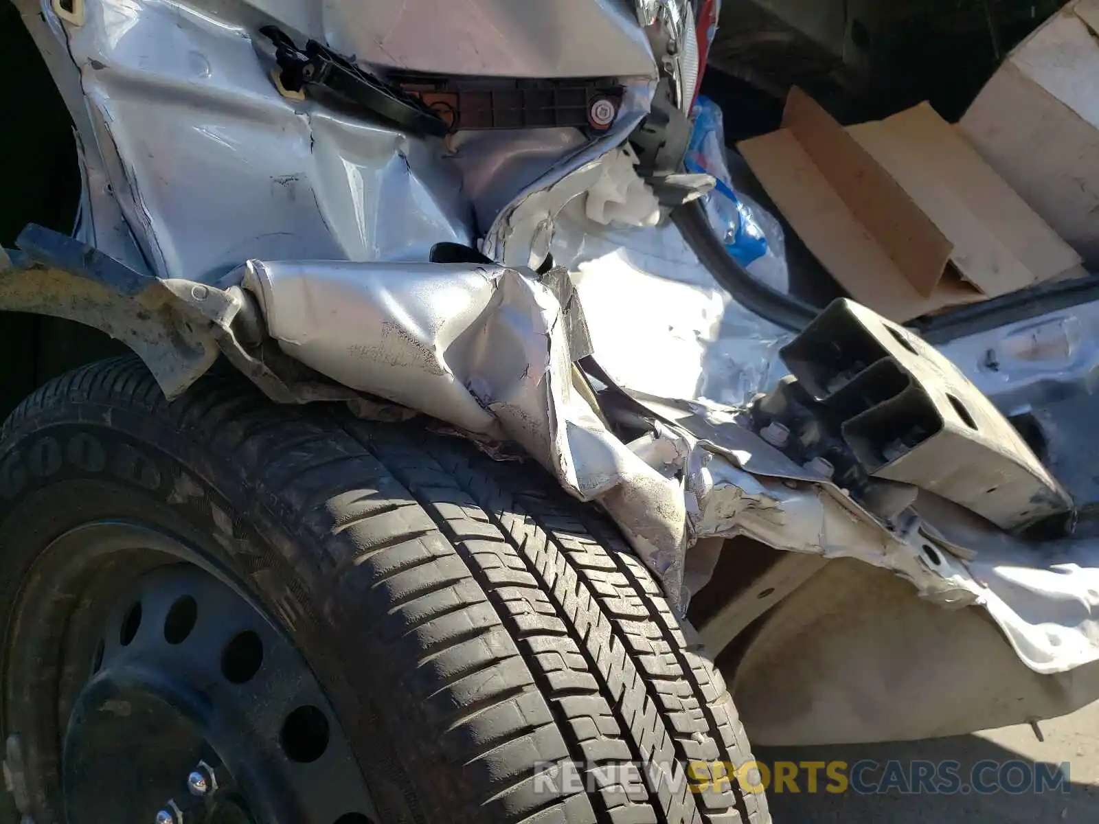 9 Photograph of a damaged car 2T1BURHE8KC245879 TOYOTA COROLLA 2019