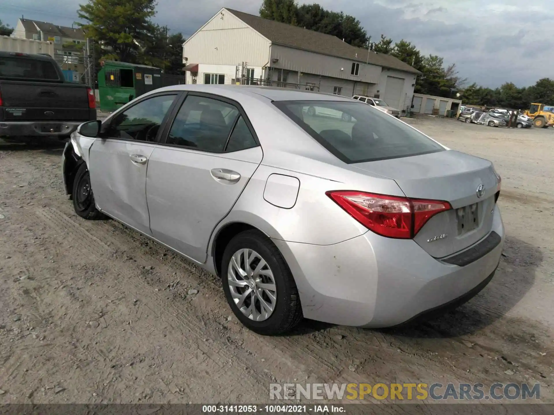 3 Photograph of a damaged car 2T1BURHE8KC246384 TOYOTA COROLLA 2019