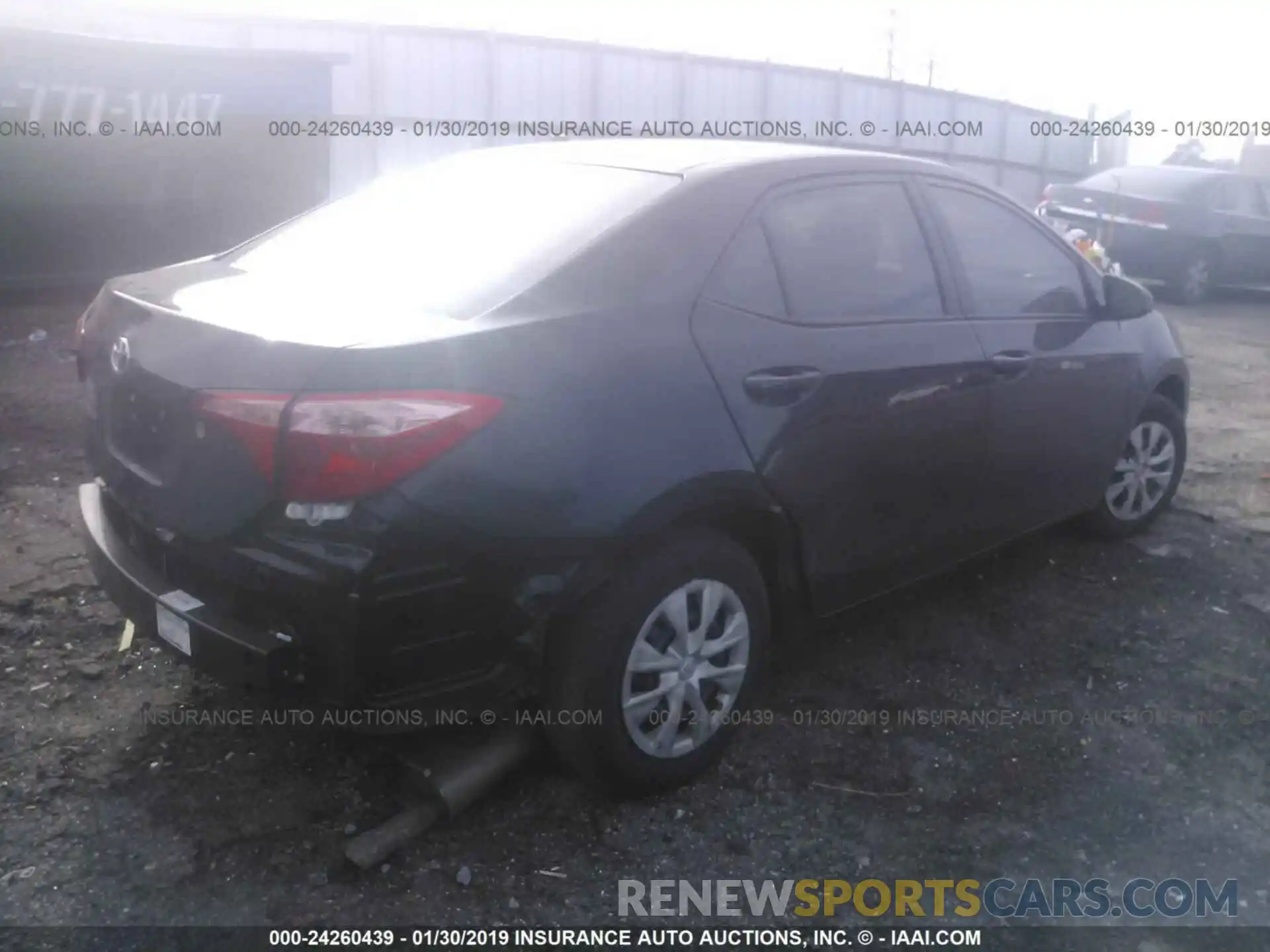 4 Photograph of a damaged car 2T1BURHE9KC125296 TOYOTA COROLLA 2019