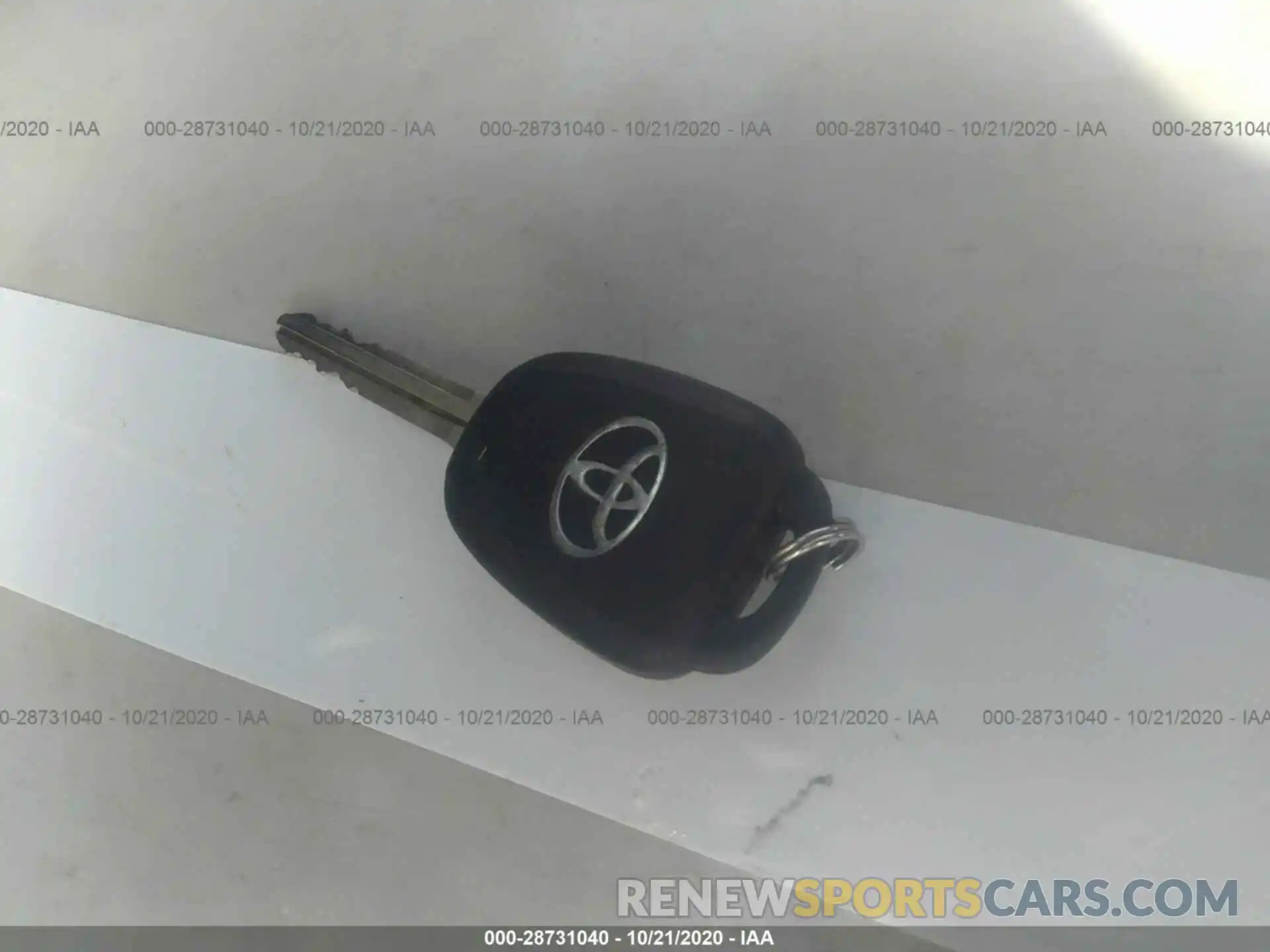 11 Photograph of a damaged car 2T1BURHE9KC125377 TOYOTA COROLLA 2019