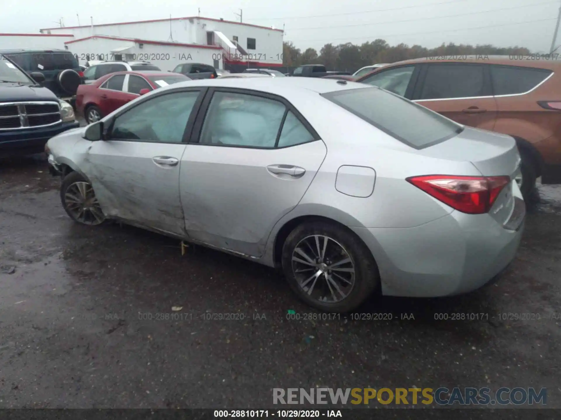 3 Photograph of a damaged car 2T1BURHE9KC126173 TOYOTA COROLLA 2019