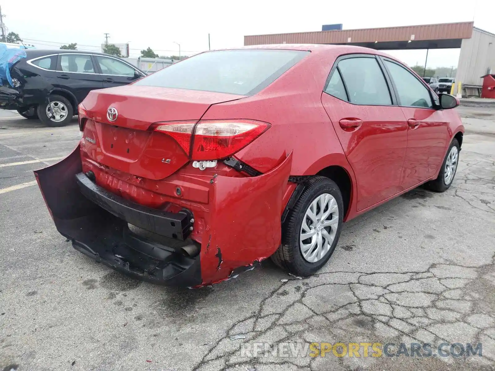 4 Photograph of a damaged car 2T1BURHE9KC128084 TOYOTA COROLLA 2019