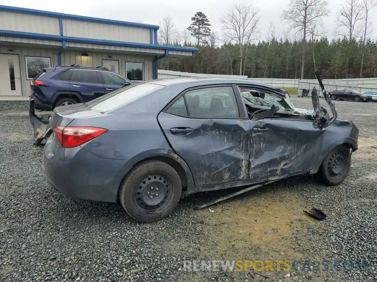 3 Photograph of a damaged car 2T1BURHE9KC128957 TOYOTA COROLLA 2019