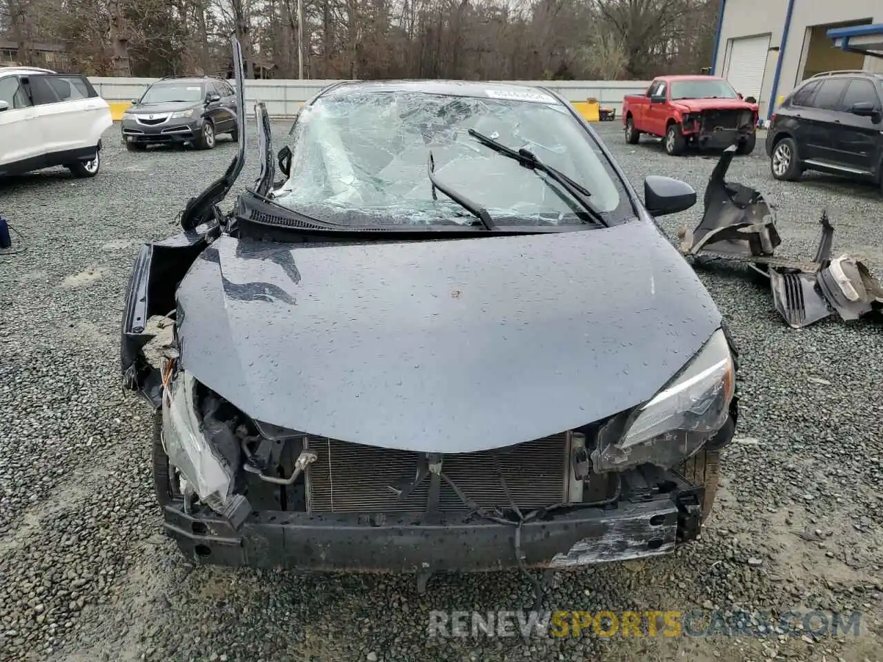 5 Photograph of a damaged car 2T1BURHE9KC128957 TOYOTA COROLLA 2019