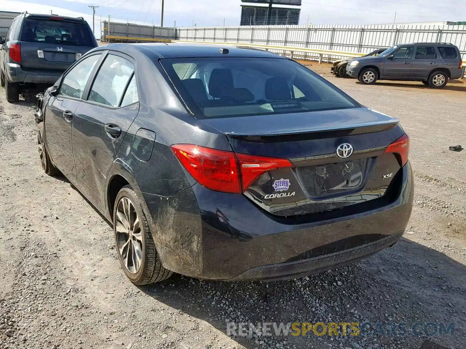 3 Photograph of a damaged car 2T1BURHE9KC128974 TOYOTA COROLLA 2019